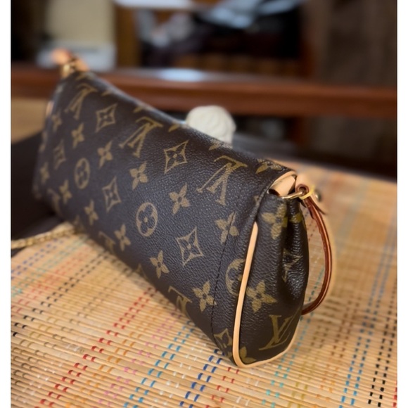 LV Stunning Mini Beverly PM Lmtd Prod Discontinued Worn 1X like new FAB🎁🎄Idea - Picture 14 of 16